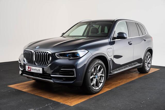 BMW X5 xDrive45e High Executive Luxury Line - Trekhaak - Trekhaak - Park Assistant - Active Cruise Control - Warmte Comfort Pack - Stoelventilatie/massage - Comfort Access - Hifi - Comfortstoelen - Zonneschermen -