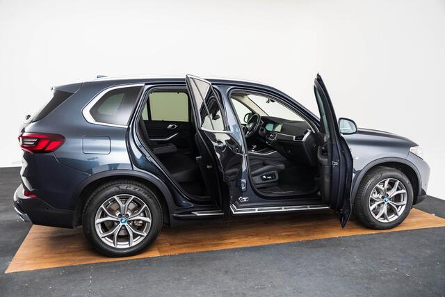 BMW X5 xDrive45e High Executive Luxury Line - Trekhaak - Trekhaak - Park Assistant - Active Cruise Control - Warmte Comfort Pack - Stoelventilatie/massage - Comfort Access - Hifi - Comfortstoelen - Zonneschermen -