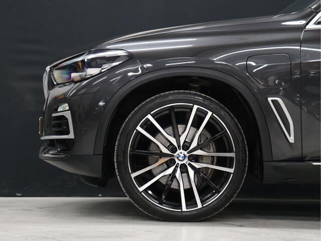 BMW X5 xDrive45e M Sport [SCHUIFKANTELDAK, HARMAN/KARDON, TREKHAAK INKLAPBAAR, APPLE CARPLAY, ANDROID, MEMORY SEATS, 360 CAMERA, HEAD-UP, ADAPTIVE CRUISE, STUURVERWARMING, VOL LEDER, STOELVERWARMING, CLIMATE, N
