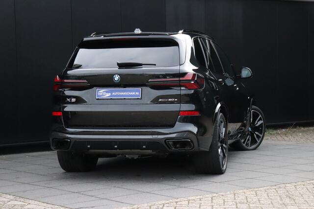 BMW X5 xDrive50e | M SPORT | LEDER | MEMORY | H&K | PANO | STOEL/STUURVERW. | HEAD-UP | SOFT-CLOSE | TREKHAAK | 360° CAMERA | CRUISE | NAVI | FULL OPTIONS |