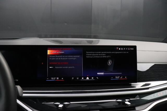 BMW X5 xDrive50e | M SPORT | LEDER | MEMORY | H&K | PANO | STOEL/STUURVERW. | HEAD-UP | SOFT-CLOSE | TREKHAAK | 360° CAMERA | CRUISE | NAVI | FULL OPTIONS |