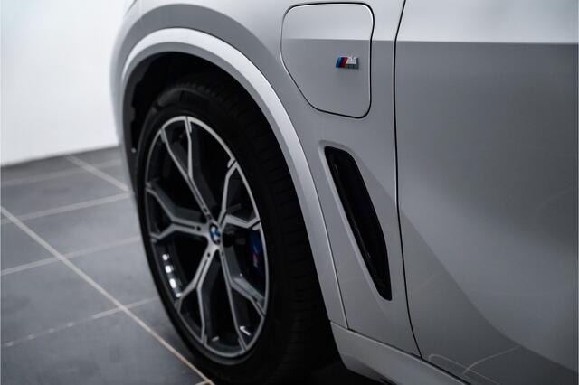BMW X5 xDrive45e M-Sport/Pano dak/Trekhaak/Clanck sound/Kristal pook