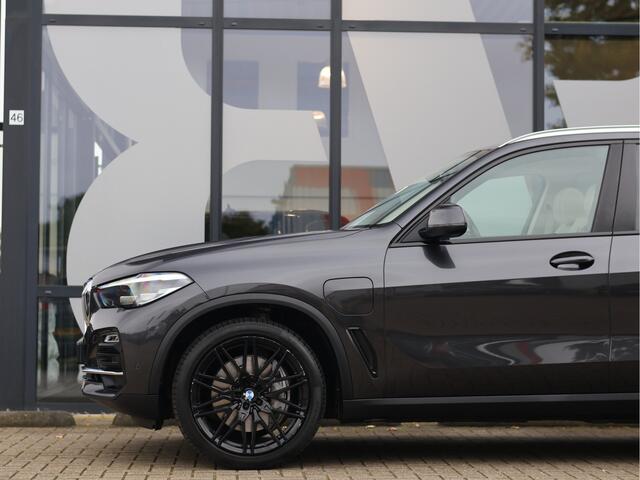 BMW X5 xDrive45e High Executive | Rear-seat Entertainment | Lucht | Pano | Leder |
