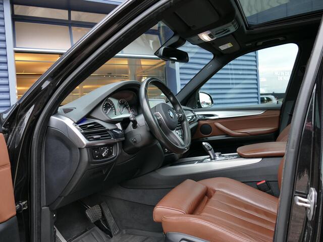 BMW X5 xDrive40e High Executive M-Sport | Panorama dak | Leder | Memory | Keyless | Trekhaak | Stoelverwarming | 360° Camera | Memory | HUD