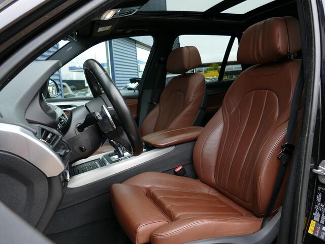 BMW X5 xDrive40e High Executive M-Sport | Panorama dak | Leder | Memory | Keyless | Trekhaak | Stoelverwarming | 360° Camera | Memory | HUD