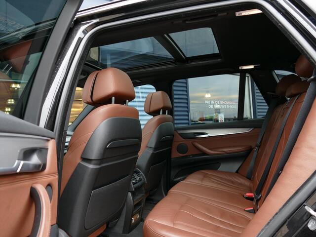 BMW X5 xDrive40e High Executive M-Sport | Panorama dak | Leder | Memory | Keyless | Trekhaak | Stoelverwarming | 360° Camera | Memory | HUD