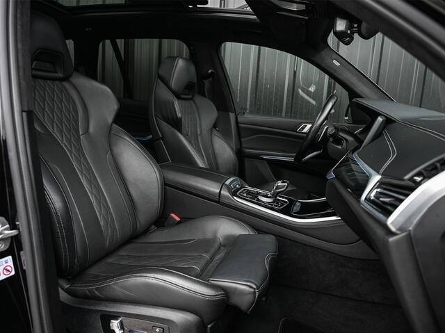BMW X5 xDrive45e HIGH EXECUTIVE | M-SPORT PRO | PERFORMANCE SEATS | SHADOW-LINE | COMFORT ACCESS | HEAD-UP | MASSAGE | PANORAMADAK | 360 CAMERA | VIRTUAL COCKPIT | STOELVERKOELING EN -VERWARMING | EL. TREKHAAK | VEEL OPTIES | 4 WHEEL STEERING