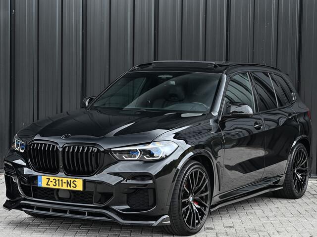 BMW X5 xDrive45e HIGH EXECUTIVE | M-SPORT PRO | PERFORMANCE SEATS | SHADOW-LINE | COMFORT ACCESS | HEAD-UP | MASSAGE | PANORAMADAK | 360 CAMERA | VIRTUAL COCKPIT | STOELVERKOELING EN -VERWARMING | EL. TREKHAAK | VEEL OPTIES | 4 WHEEL STEERING