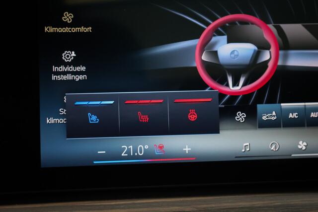 BMW X5 xDrive50e | ADAPTIVE CRUISE | MASSAGE | STOELVERWARMING & VERKOELING | 360 CAMERA | TREKHAAK | CARPLAY | MEMORY SEATS | PANO | STUURVERWARMING | HEAD UP |