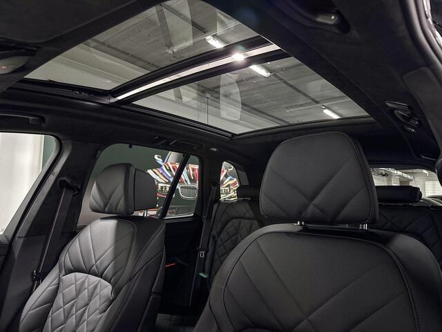 BMW X5 xDrive50e | M-Sport Pro | Travel Pack | Comfort Plus Pack | Driving Assistant | Harman/Kardon | Panoramadak | Soft-Close Portieren | Comfort Access | Trekhaak