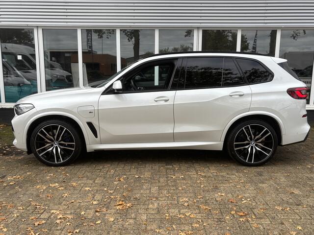 BMW X5 xDrive45e High Executive | M Pakket | Pano | Harmon Kardon | LED Koplampen