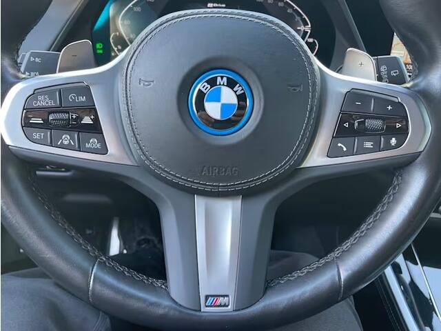 BMW X5 xDrive45e High Executive M-Sport Panoramadak Head-Up Display 22 Inch Laser Licht Trekhaak 4WD Besturing Buitenspiegels M Carbon Keyless Entry