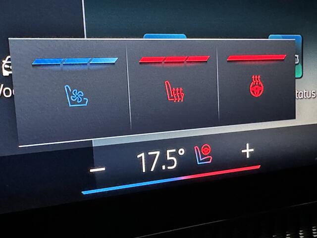 BMW X5 50e M-Performance Seats | *5x Op Voorraad* | Achterasbesturing | Carbon | Pano | M-Pro | 360 Cam. | ACC | Soft-Close | Ventilatie | Leder-Individual | Head-Up | 4-Zone Clima | 22 inch | 2x Memory | Trekhaak | Harman-Kardon | Beker-Clima | Stoelverwarming