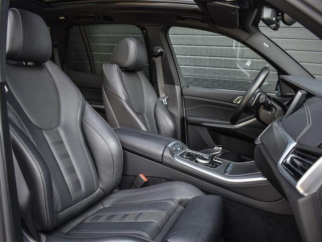 BMW X5 xDrive45e HIGH EXECUTIVE | ACTIVE CRUISE | M-SPORT PRO | LUCHTVERING | SPORTBRAKES | COMFORT ACCESS | SHADOWLINE LIGHTS | PANORAMADAK SKY LOUNGE | AMBIANCE INTERIEUR | 360 CAMERA | HEAD-UP | DAB+ | HARMAN/KARDON |