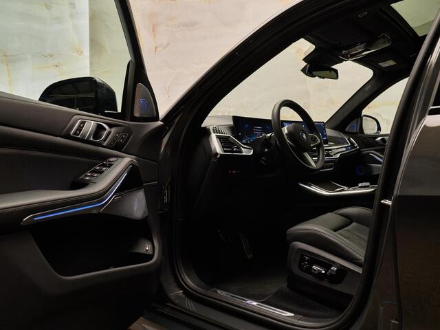 BMW X5 xDrive50e M Sport Pro, M stoelen, 4-wielbest., B&W, massage, CraftedClarity, pano, Merino, memory, 22", HUD, tr.haak, privacy