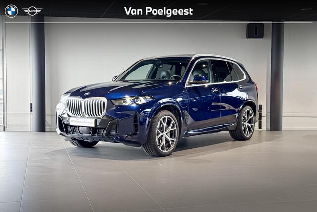 BMW X5 xDrive50e | M Sport | Sky Lounge | Bowers & Wilkins | Soft-close | Trekhaak |