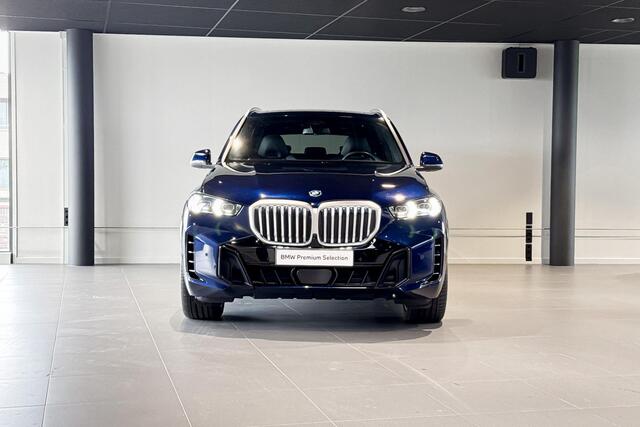 BMW X5 xDrive50e | M Sport | Sky Lounge | Bowers & Wilkins | Soft-close | Trekhaak |