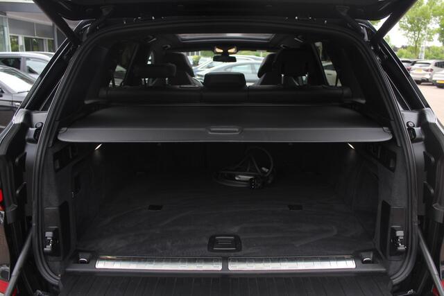 BMW X5 xDrive45e High Executive / Full option! / Trekhaak / Panoramadak / 360Camera / Head-up / Softclose / Keyless / Laser LED / Bowers & Wilkens / Skylounge / Carbon intr. / 22'' / M Kuipsportstoelen / Achterasbesturing /