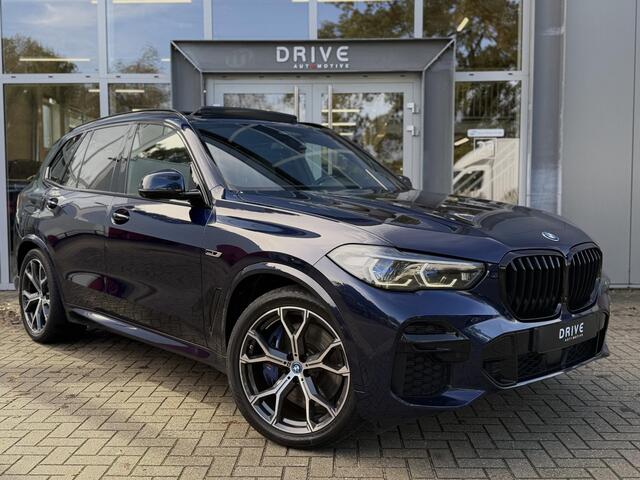 BMW X5 xDrive45e High Ex. M-Sport|Individual|SOH93%|Pano|Laser|CoPilot|21"|HUD|HIFI|Trekhaak|Tansanit