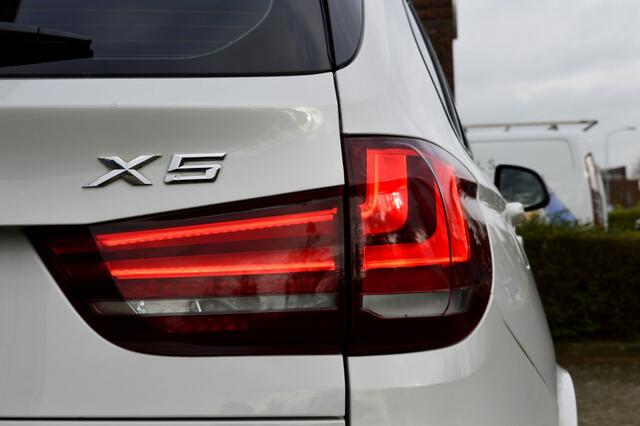 BMW X5 xDrive50i High Executive 7p. Rijklaarprijs-Garantie Panorama dak Leder Navigatie