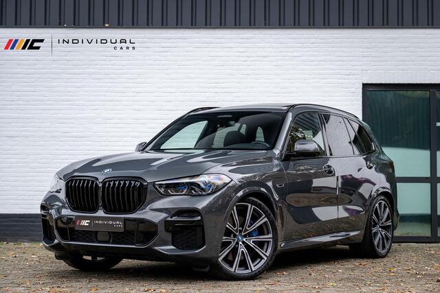BMW X5 xDrive45e M-Sport 4-Wielsturing B&W CoPilot Carbon