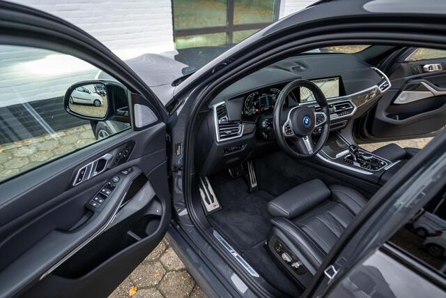 BMW X5 xDrive45e M-Sport 4-Wielsturing B&W CoPilot Carbon
