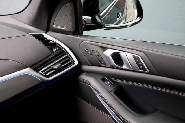 BMW X5 xDrive45e M-Sport High Executive | Luchtvering | Massage | Sky Lounge | Stoelventilatie | Memory | Soft-Close | Surround Camera | Harman/Kardon | Achterbank Verwarmd |