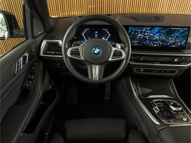 BMW X5 xDrive50e M-SPORT PRO I MASSAGE I TOWB I 22" I CARBON I PANO