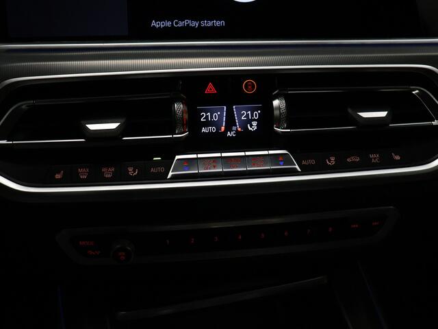 BMW X5 xDrive45e M Sport [MEMORY SEATS, APPLE CARPLAY, ANDROID AUTO, 360 CAMERA, PDC V+A, HUD, ADAPTIVE CRUISE CONTROL, SFEERVERLICHTING, STUURVERWARMING, STOELVERWARMING V+A, NIEUWSTAAT]