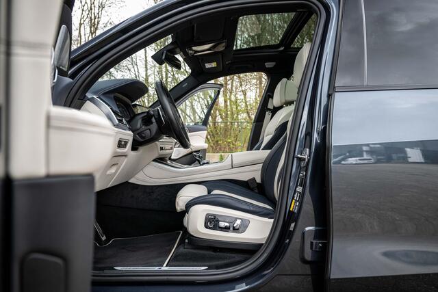 BMW X5 xDrive45e M-Sport 4-Wielsturing Individual B&W