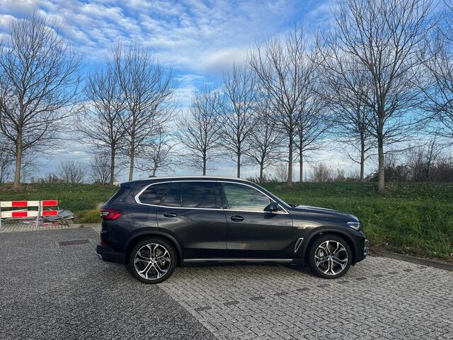 BMW X5 xDrive45e High Executive BTW Auto, Pano, HUD, Adaptive Cruise, Carplay,