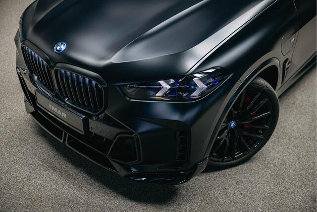 BMW X5 xDrive50e | M uitgevoerd | Trekhaak | Alcantara hemel | Luchtvering | Full PPF in- en exterieur | Skylounge |