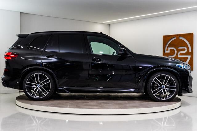 BMW X5 xDrive50e M-Sport 489PK | Bodykit | SkyLounge | Harman/Kardon | Individual | Drive Pro | VOL! 12 MND Garantie