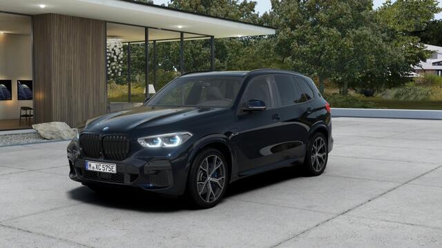 BMW X5 45e 394PK X-drive M-Sport / skylounge / carbon / laser / 360°