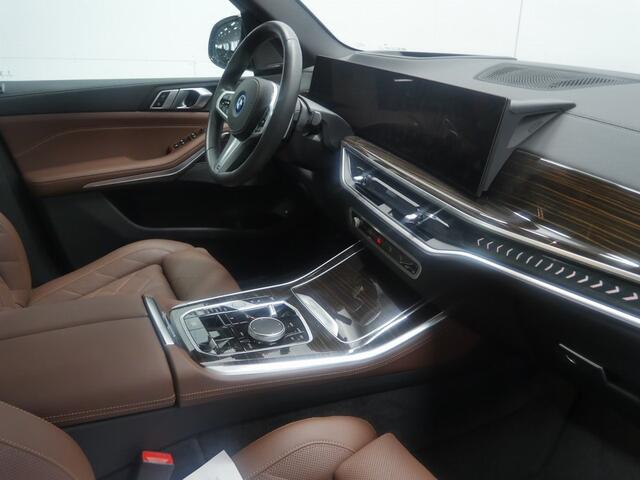 BMW X5 xDrive50e | M-Sport | Panorama | Comfort zetels + ventilatie + massage + verwarming | Co Pilot | 360 cam | Trekhaak