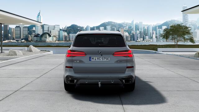 BMW X5 xDrive50e High Executive M Sport Automaat / Panoramadak / Trekhaak / M Multifunctionele Stoelen / Soft-Close / Parking Assistant Professional / Active Steering