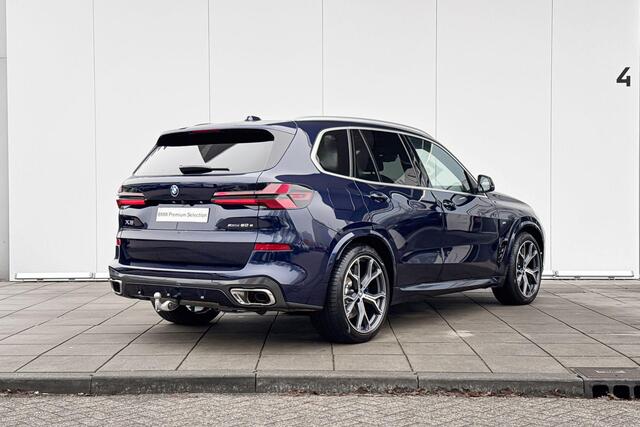 BMW X5 xDrive50e M-Sport / 21inch / Soft Close / Driving Assistant Prof / Glazen schuifdak / Getinte Ramen / Stoelventilatie / Stoelverwarming / Trekhaak