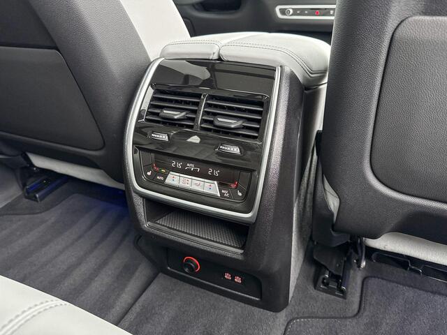 BMW X5 xDrive50e M-Sport / 21inch / Soft Close / Driving Assistant Prof / Glazen schuifdak / Getinte Ramen / Stoelventilatie / Stoelverwarming / Trekhaak