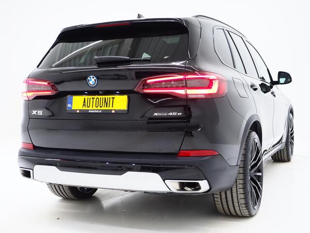 BMW X5 xDrive45e High Executive | Panoramadak | Luchtvering | Trekhaak | Camera | Adaptive Cruise | Carplay