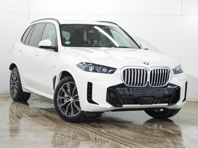 BMW X5 xDrive50e M-Sport | Panorama | Trekhaak | Comfortzetels | Luchtvering v+a