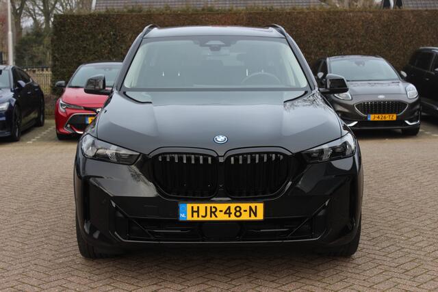 BMW X5 xDrive50e / Trekhaak / Panoramadak / Camera / Leder / Luchtvering / Keyless / DAB / Stoelverwarming 4x / ACC