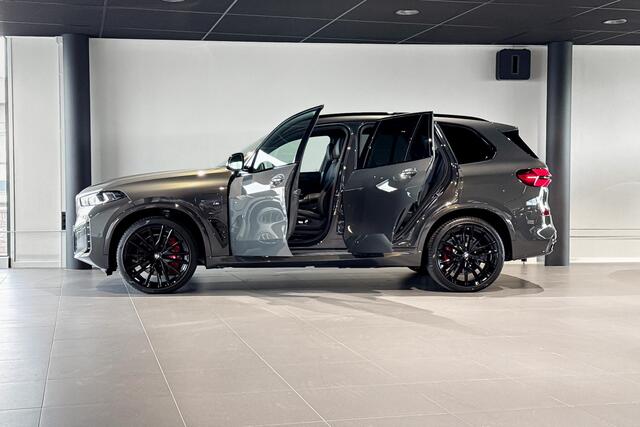 BMW X5 xDrive50e | M Sport Pro | Glazen Panoramadak | Harman Kardon | Soft-close | Trekhaak |