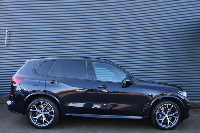 BMW X5 xDrive45e M-Sport Laser Head-up Panoramadak Comfort-Zetels 360-Camera Elek.-trekhaak
