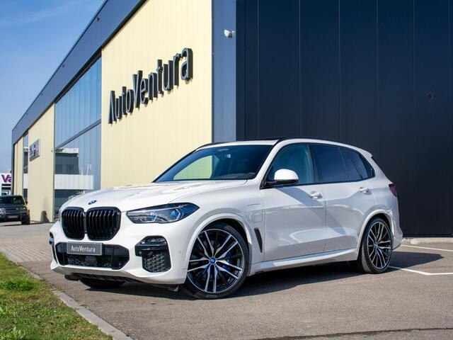 BMW X5 xDrive45e High Executive | M-Sport | Pano | 22" | 4-Wielsturing | Softclose | Trekhaak | Adaptive cruise | Head-Up | Laser |