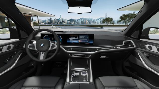 BMW X5 xDrive50e High Executive M Sport Automaat / Panoramadak / Trekhaak / Comfortstoelen / Parking Assistant Professional / Massagefunctie / Adaptieve LED / Soft-Close