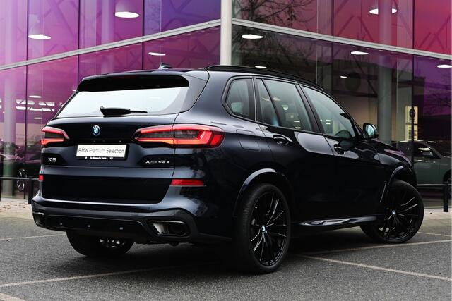 BMW X5 xDrive45e High Executive M Sport Autotmaat / Panoramadak / Sportstoelen / Trekhaak / Adaptief onderstel / Laserlight / Comfort Access / Head-Up / Harman Kardon