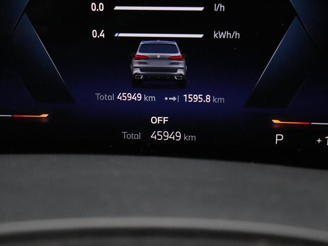BMW X5 xDrive50e Launch Edition | M SPORT | LEDER | H&K | PANO-DAK | HEAD-UP | STOELVERK. | TREKHAAK | 360° CAMERA | CRUISE | NAVI | STOEL/STUURVERW. |
