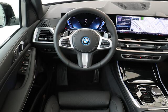 BMW X5 xDrive50e M SPORT PRO|21"LM VELGEN|PANO DAK|LUCHTVERING|SHADOW LINE|ADAPTIVE LED|ICONIC GLOW|TRAVEL PACK