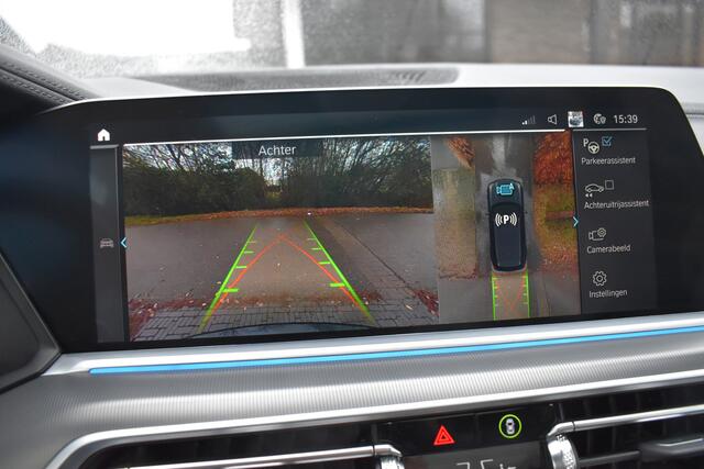 BMW X5 xDrive45e High Ex. M-PAKKET 395PK PANO, TREKH., ACC NIEUWSTAAT!