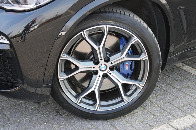 BMW X5 xDrive45e M Sport Automaat / Trekhaak / Panoramadak / Comfortstoelen / Comfort Acces / Head-Up / Laserlight / Harman Kardon